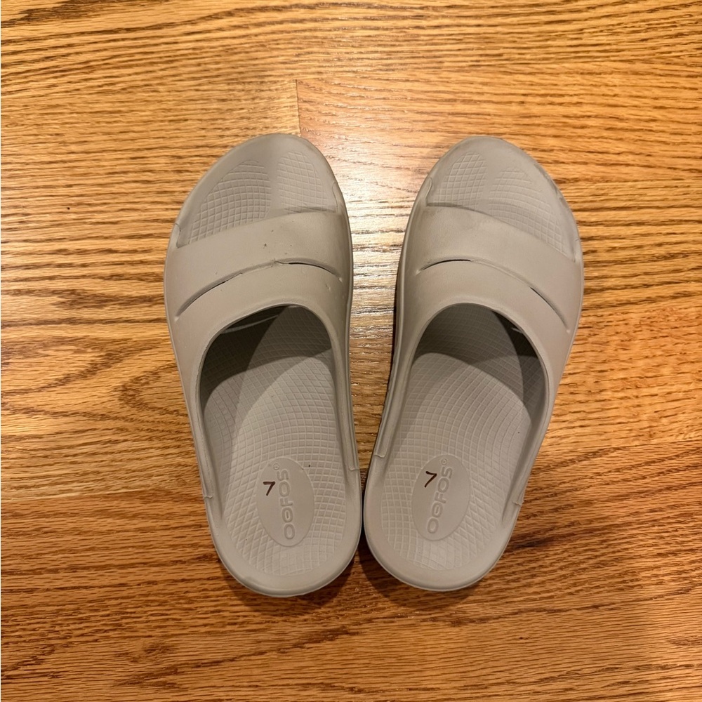 Oofos WOMEN'S OOAHH SLIDE SANDAL - NOMAD size 7
